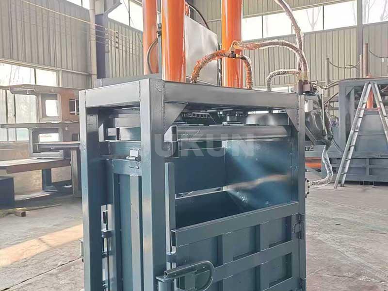 Decision Tree Baler Selection Guide